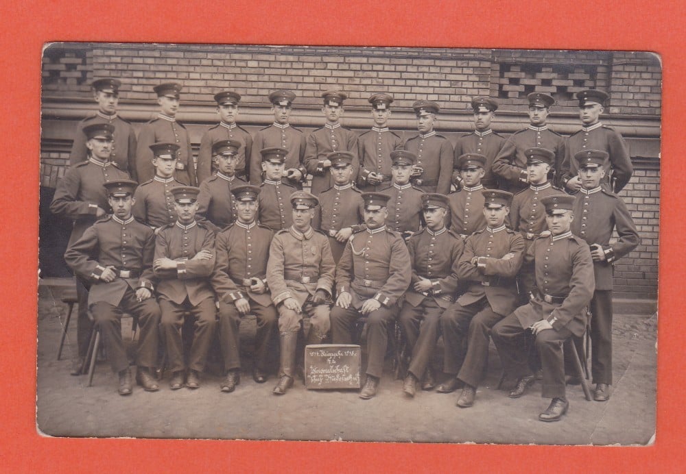 Fotografie: Fotografie cu un corp de militari, 1915