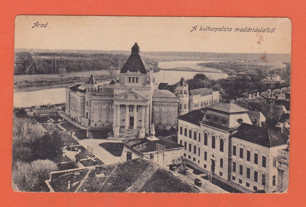Fotografie: Ilustrată „Arad — Palatul Culturii văzut de sus”, necirculată