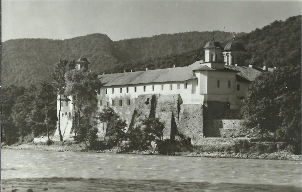 Fotografie: Carte poștală „Mănăstirea Cozia (sec. XIV)”, necirculată