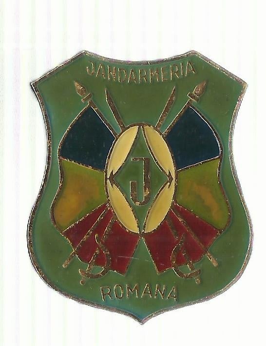 Fotografie: Insignă Jandarmeria Română, email