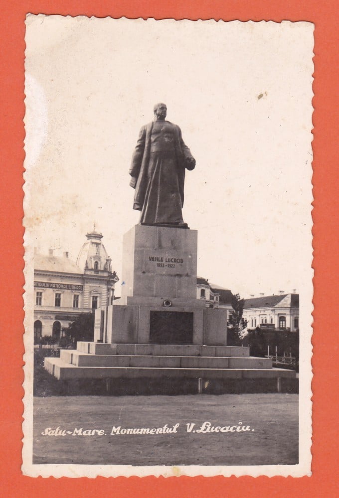 Fotografie: Ilustrată „Satu Mare — Monumentul lui Vasile Lucaciu”, necirculată
