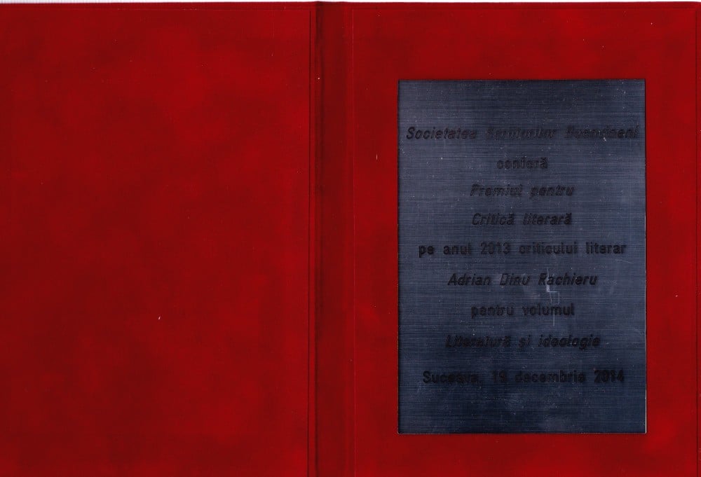 Fotografie: Premiul pentru critică literară acordat criticului Adrian Dinu Rachieru