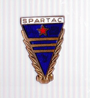 Fotografie: Insignă de fotbal Spartac București, email