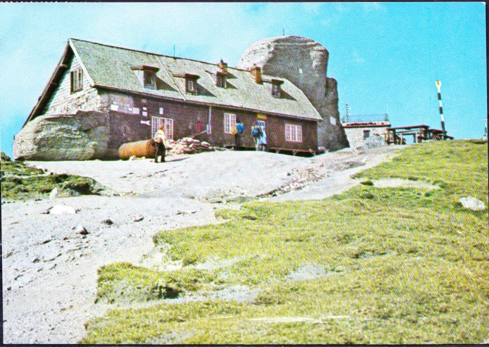 Fotografie: Ilustrată „Munții Bucegi — Cabana Omul”, 1979, circulată