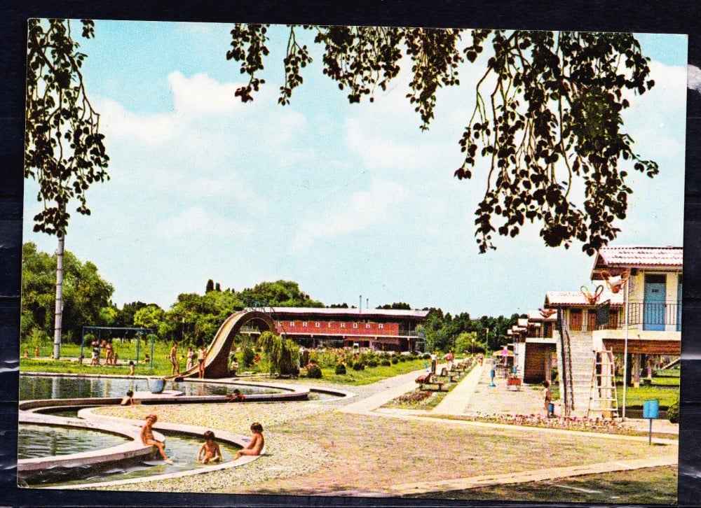 Fotografie: Ilustrată „Arad — Ștrandul”, 1973, circulată