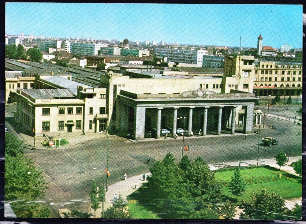 Fotografie: Ilustrată „București — Piața Gării de Nord”, necirculată