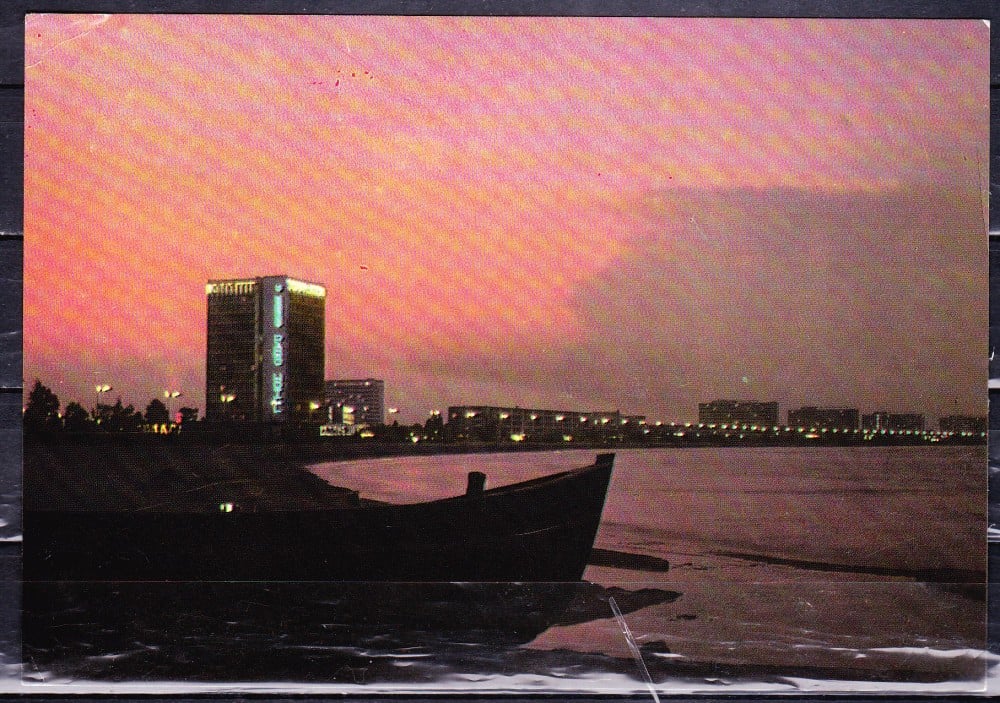 Fotografie: Ilustrată „Mamaia — nocturnă”, 1971, circulată