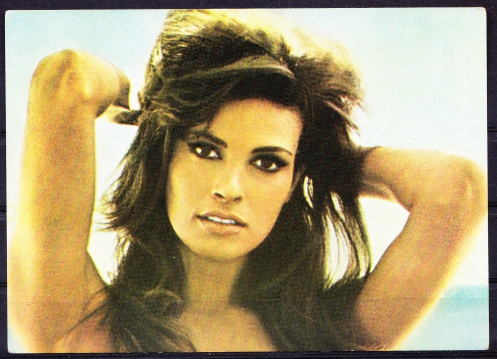 Fotografie: Ilustrată cu Raquel Welch, necirculată
