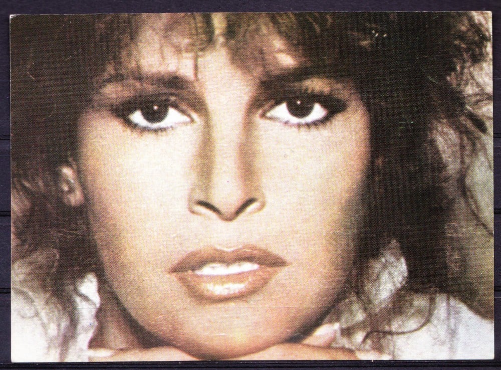 Fotografie: Ilustrată cu Raquel Welch, necirculată (II)