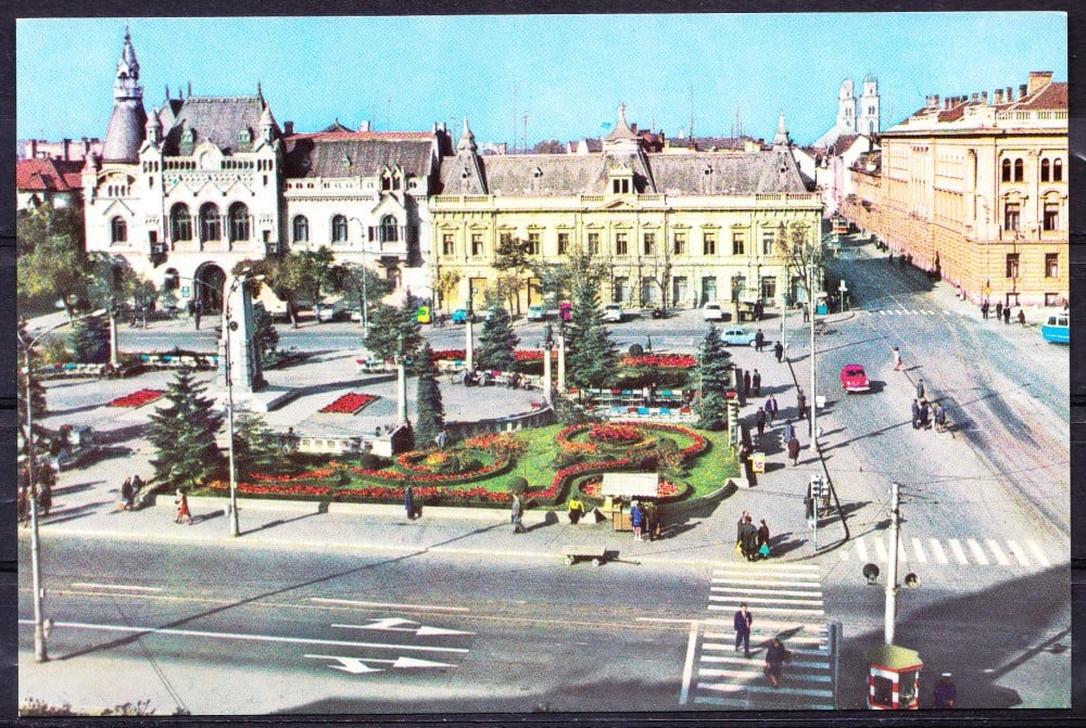 Fotografie: Ilustrată „Oradea — Piața Victoriei”, necirculată
