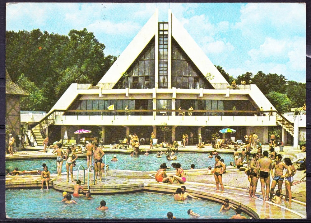 Fotografie: Ilustrată „Băile Felix — ștrandul Apollo”, 1975, circulată