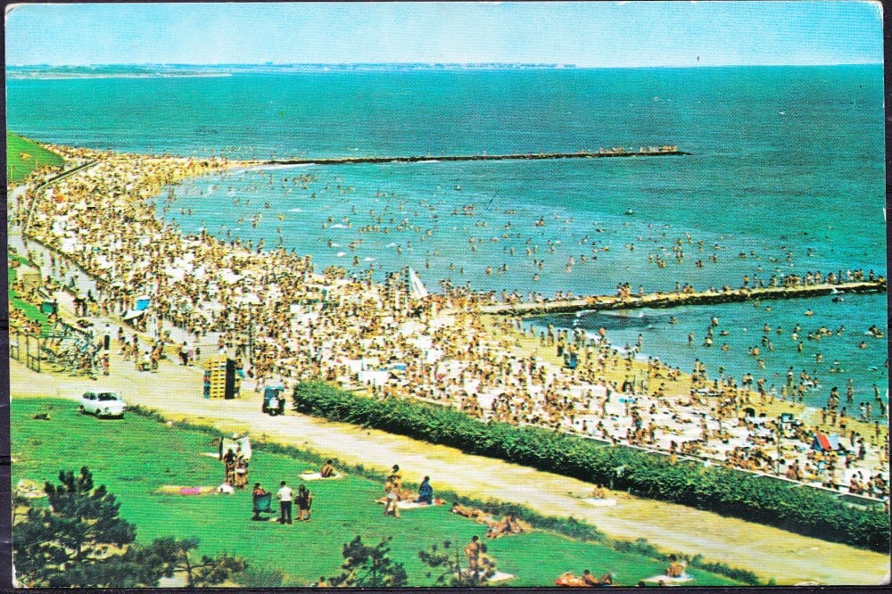 Fotografie: Ilustrată „Eforie Sud — plaja”, 1975, circulată