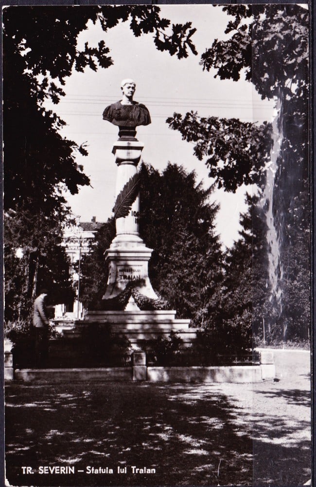 Fotografie: Ilustrată „Turnu Severin — Statuia lui Traian”, 1963, circulată