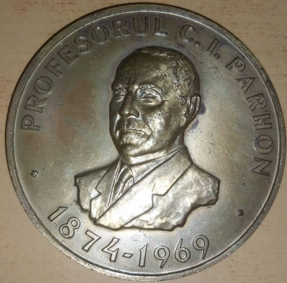 Fotografie: Medalia „Profesorul C.I. Parhon — centenar 1974”