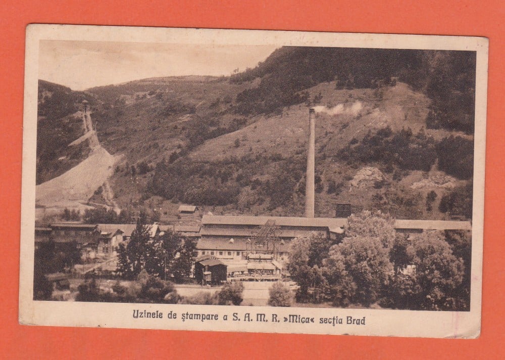 Fotografie: Ilustrată „Uzinele de ștampare S.A.M.R. Mica — secția Brad”, circulată în 1934