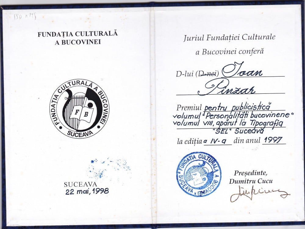 Fotografie: Diplomă — premiul pentru publicistică „Personalități bucovinene”, scriitorul Ioan Pînzar, 1997, 1997
