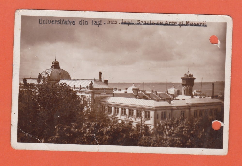 Fotografie: Vedere „Universitatea din Iași — Școala de Arte și Meserii”, 1934, scrisă dar necirculată, 1934