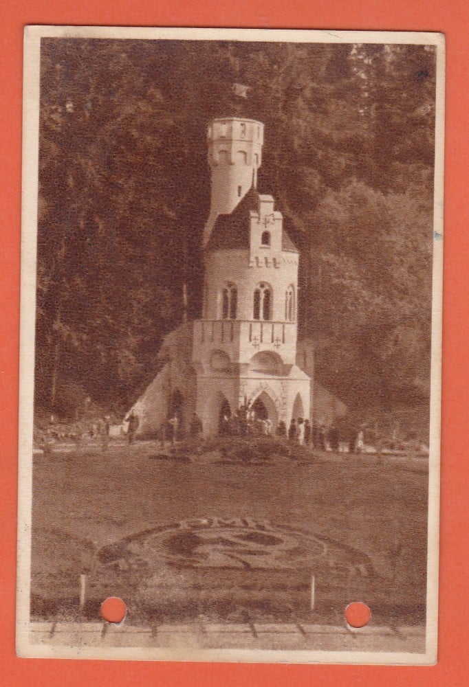 Fotografie: Vedere „Vatra Dornei — Izvorul 23 August”, 1953, sepia