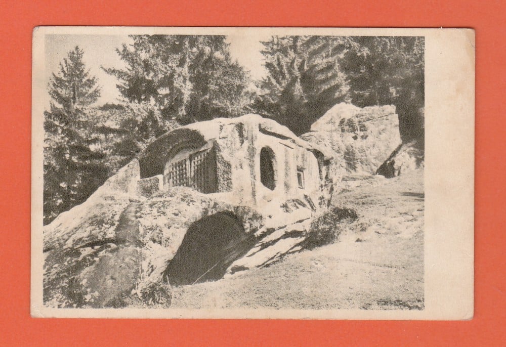 Fotografie: Vedere „Chilia lui Daniil Sihastrul din Putna”, sepia verde, 1956