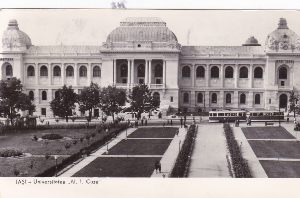 Fotografie: Ilustrată „Iași — Universitatea Al. I. Cuza”, 1961