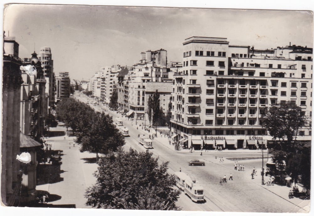 Fotografie: Ilustrată „București — Bulevardul Nicolae Bălcescu”, 1957