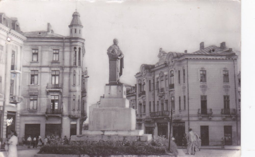 Fotografie: Ilustrată „Iași — vedere”, 1958