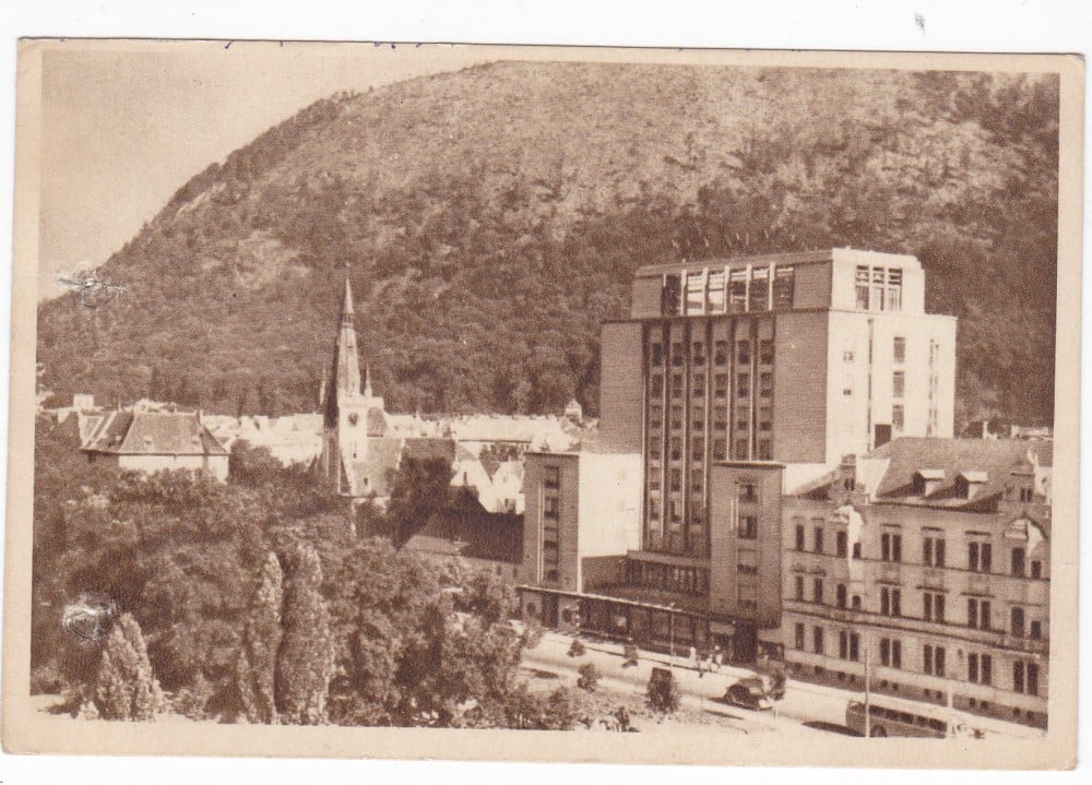 Fotografie: Ilustrată „Orașul Stalin — vedere”, 1957