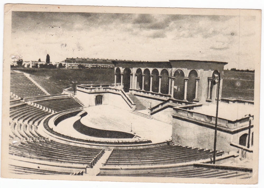 Fotografie: Ilustrată „București — Teatrul de vară 23 August”, 1955