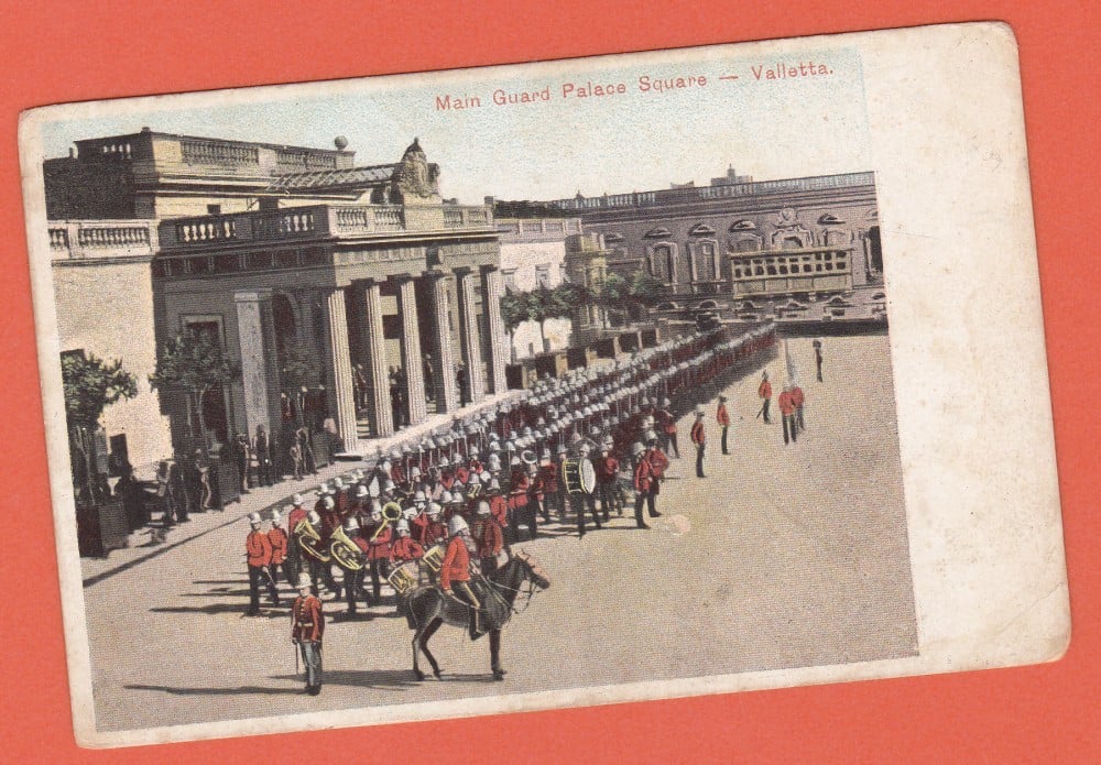 Fotografie: Carte poștală litografiată „Main Guard, Palace Square — Valletta”, Malta, necirculată