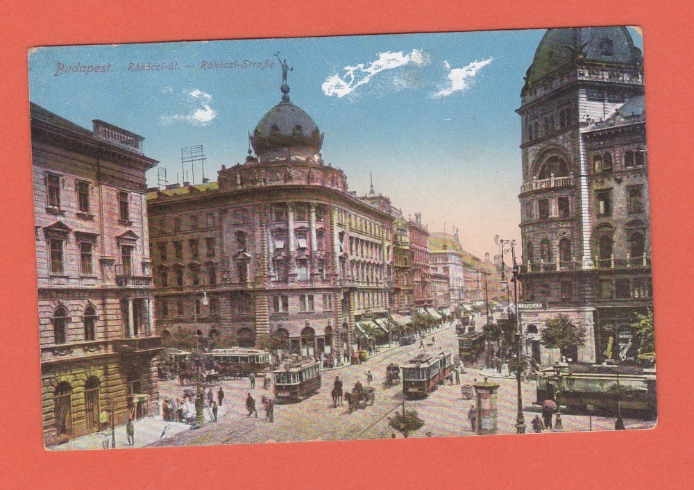 Fotografie: Carte poștală „Budapesta — centru, Rákóczi út, tramvaie”, animată, necirculată