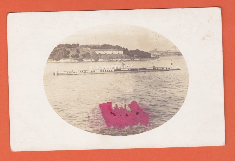 Fotografie: Fotografie cu un submarin pe Dunăre