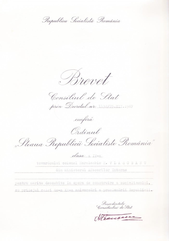 Fotografie: Brevet al Ordinului „Steaua Republicii Socialiste România”, clasa a IV-a, 1967
