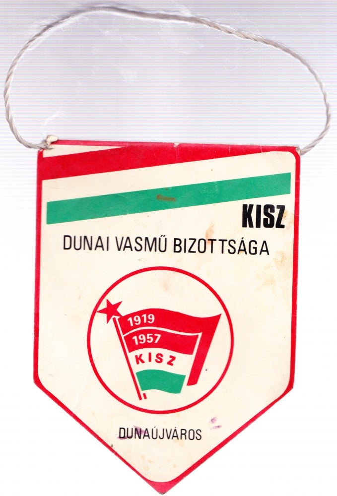 Fotografie: Fanion „Dunai Vasmű Bizottsága 1919–1957”, Dunaújváros