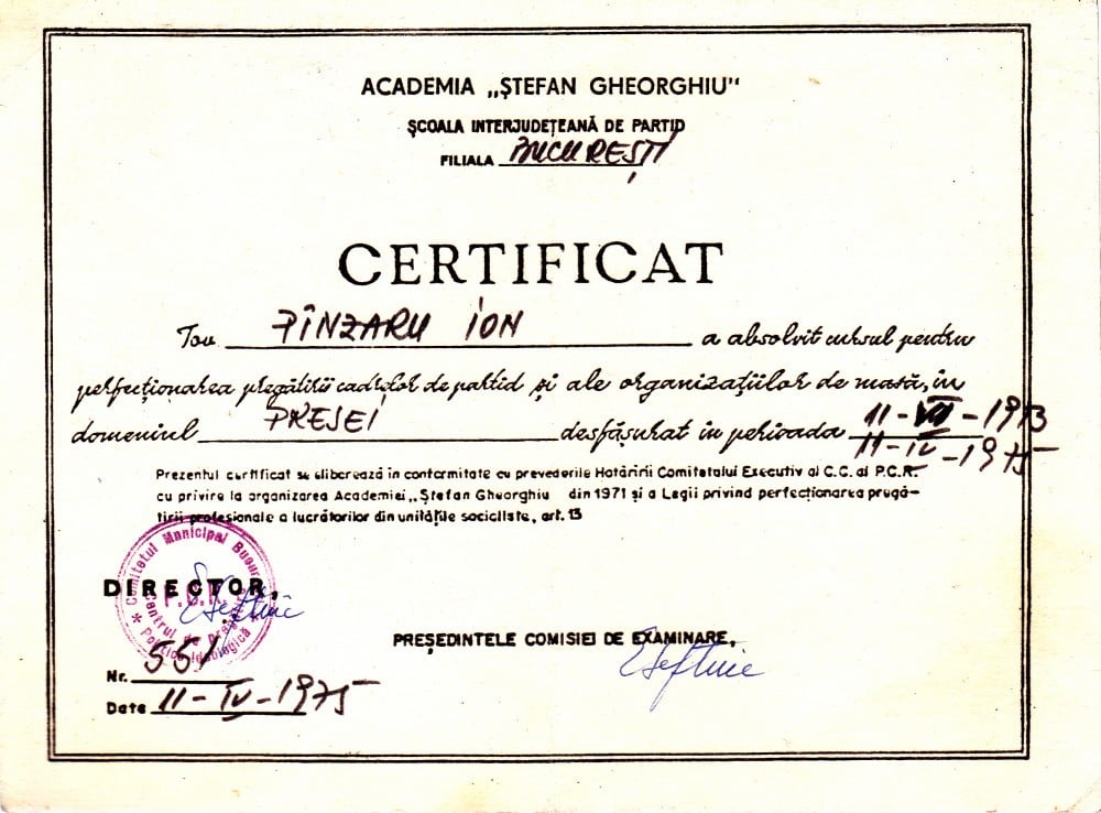 Fotografie: Certificat al Academiei „Ștefan Gheorghiu”, secția presă, 1973–1975 — al scriitorului Ioan Pînzar