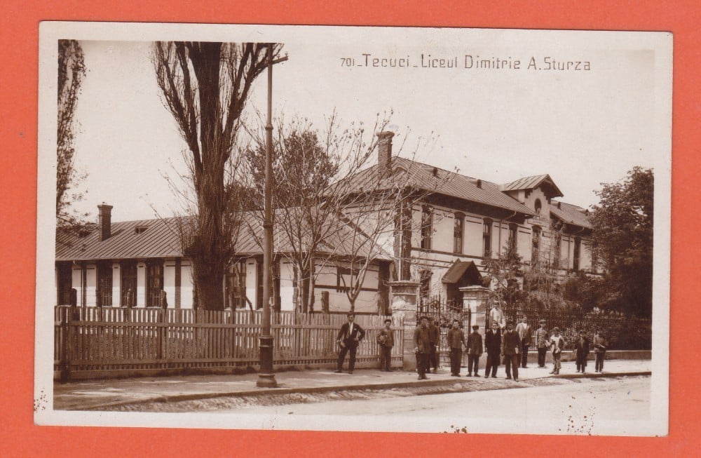 Fotografie: Ilustrată-fotografie „Tecuci — Liceul Dimitrie A. Sturza”, necirculată