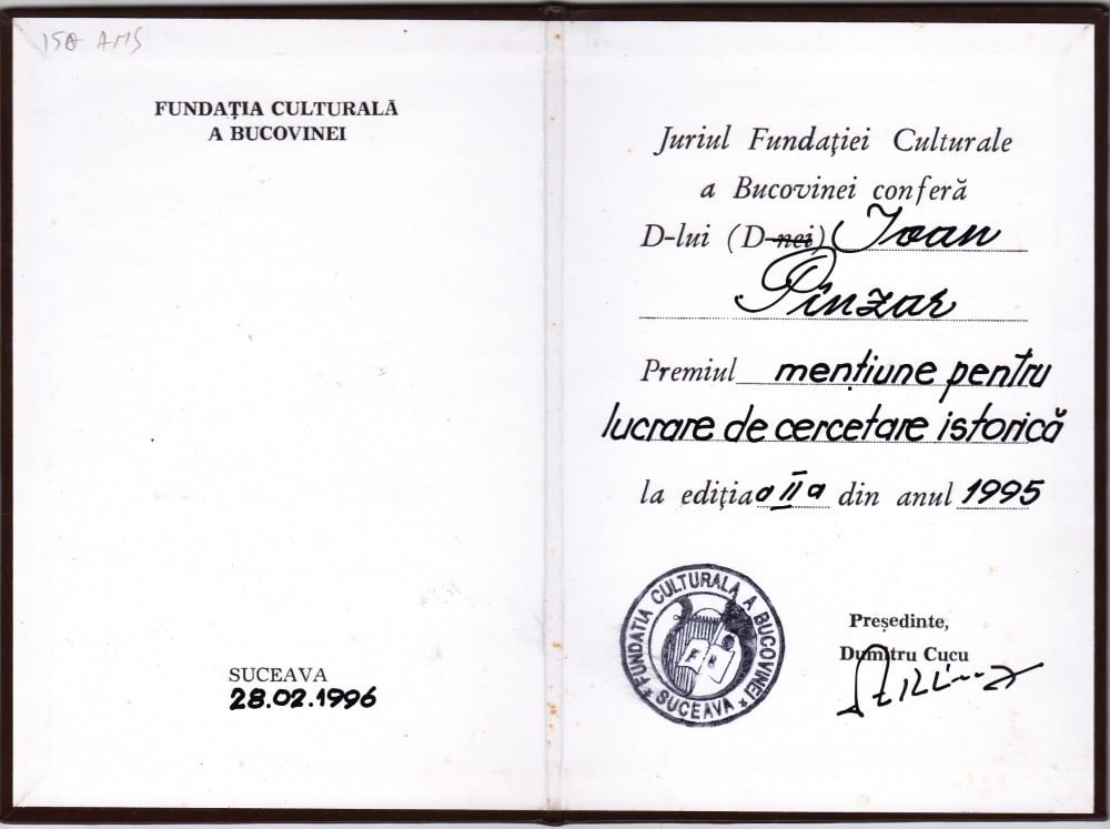 Fotografie: Diplomă — mențiune pentru cercetare, scriitorul Ioan Pînzar, Fundația Culturală a Bucovinei, 1995