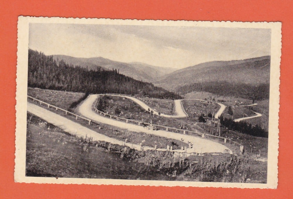 Fotografie: Vedere „Vatra Dornei — serpentinele de pe Mestecăniș”, 1943, scrisă dar necirculată