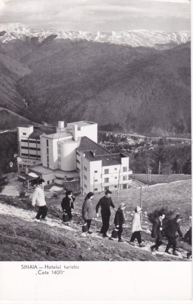 Fotografie: Ilustrată „Sinaia — Hotelul turistic Cota 1400”, 1960