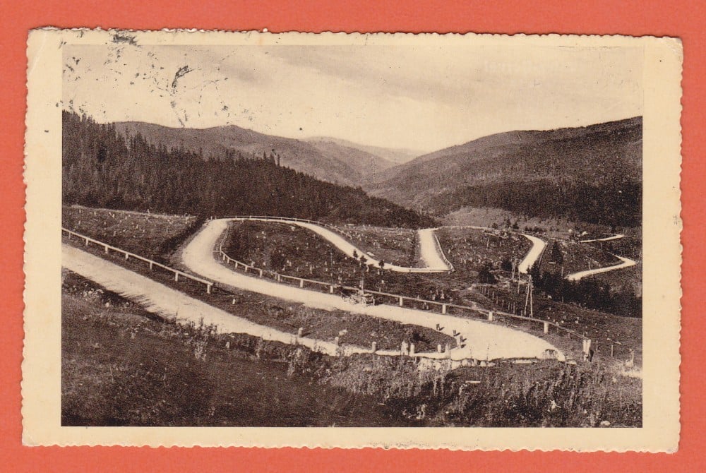 Fotografie: Carte poștală „Vatra Dornei — serpentinele de pe Mestecăniș”, 1933, francatură multiplă
